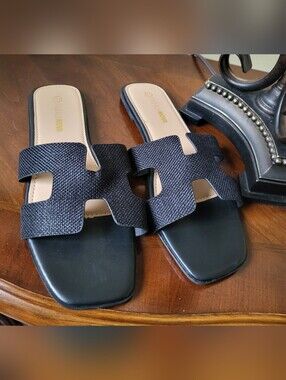 Black Women's Slide Sandals